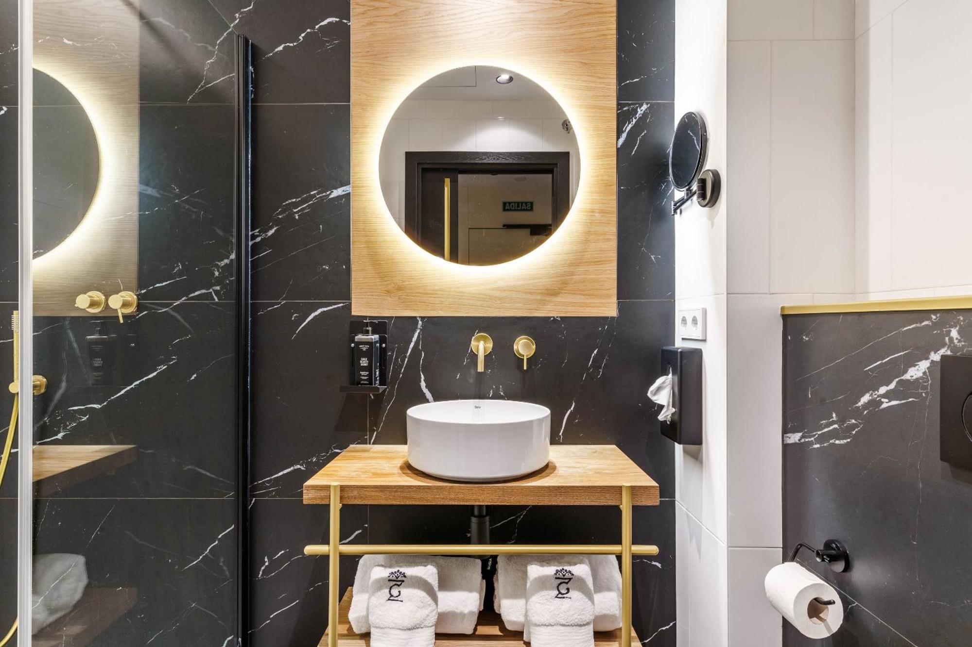 Limehome San Sebastian Zubieta Kalea Exteriör bild