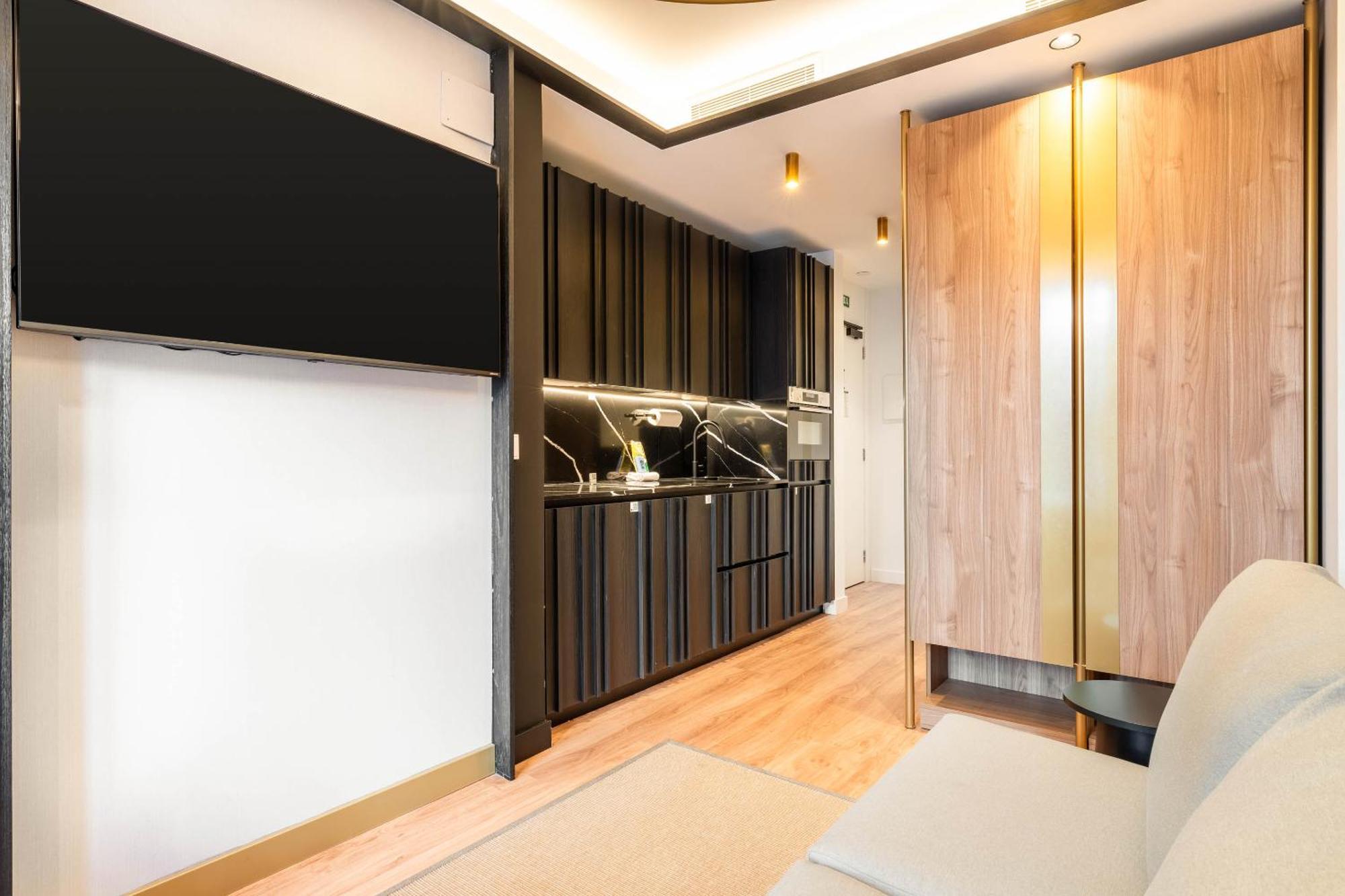 Limehome San Sebastian Zubieta Kalea Exteriör bild