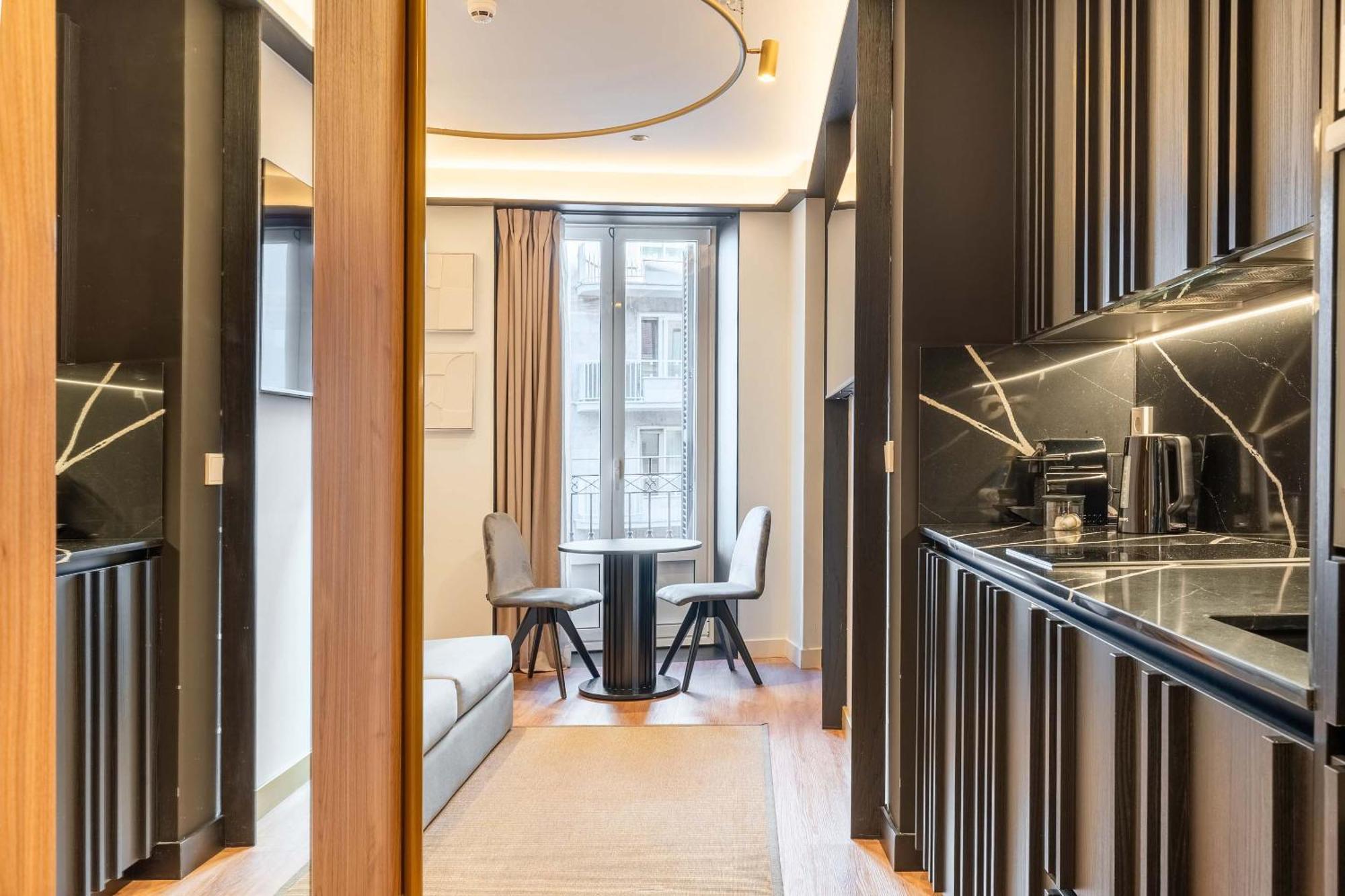 Limehome San Sebastian Zubieta Kalea Exteriör bild