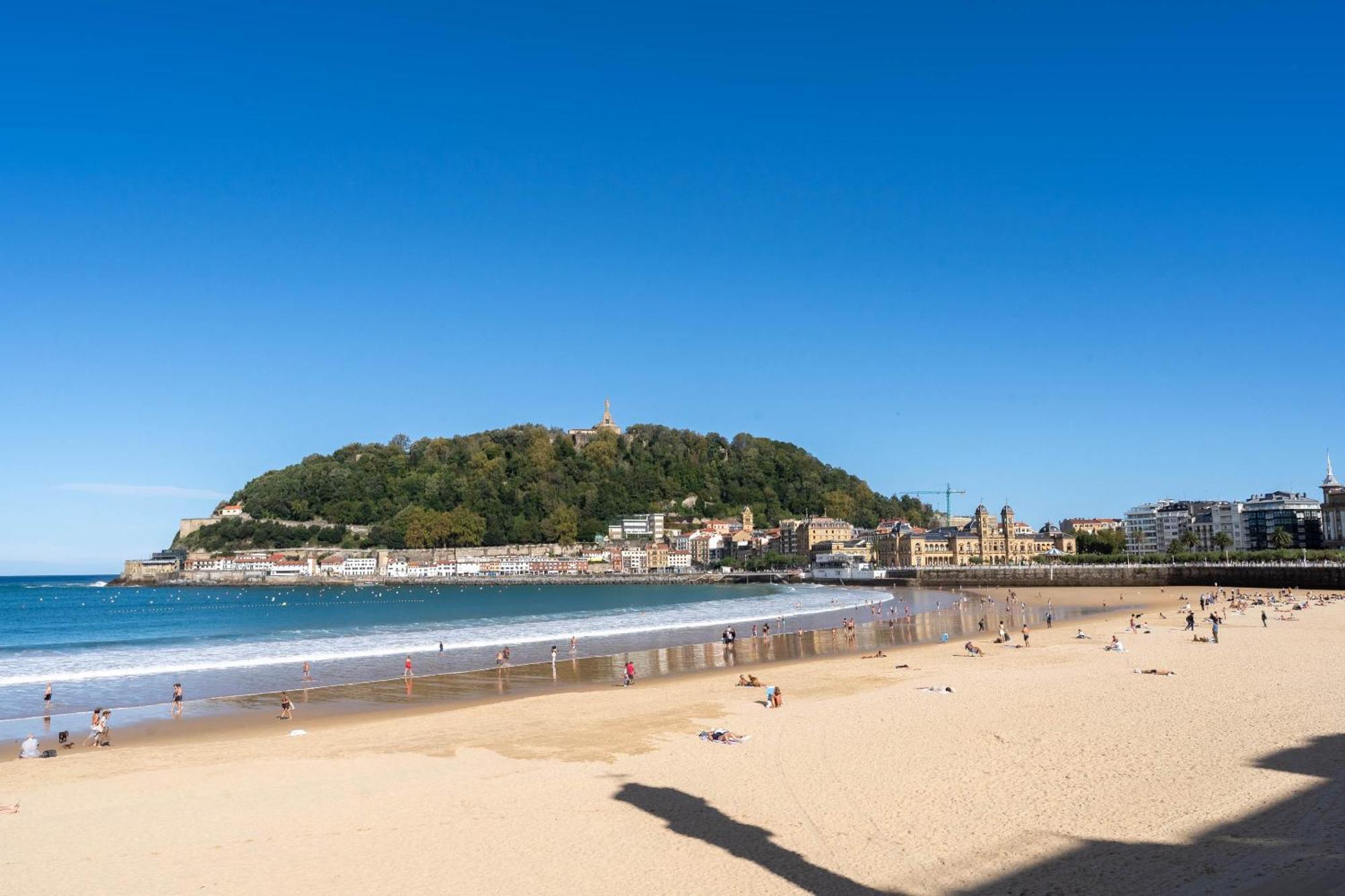Limehome San Sebastian Zubieta Kalea Exteriör bild